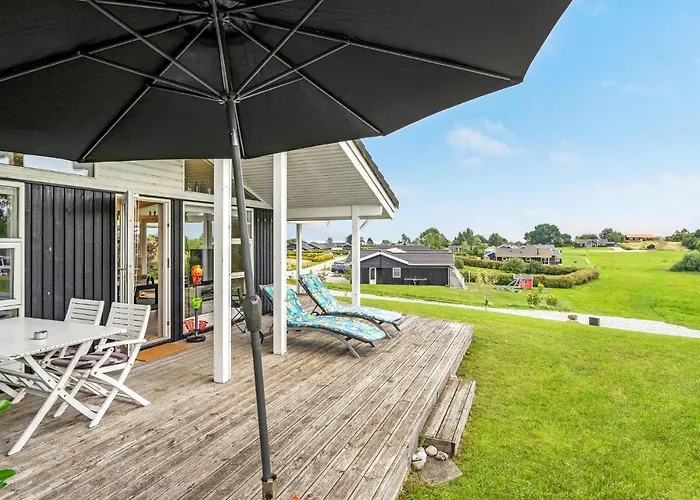 Skovridervaenget Denm Spodsbjerg